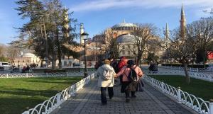 8/A sınıfı öğrencilerinin katıldığı Sultanahmet Camii, Ayasofya Camii, Topkapı Sarayı ve Dolmabahçe Sarayı gezisi düzenlenmiştir.