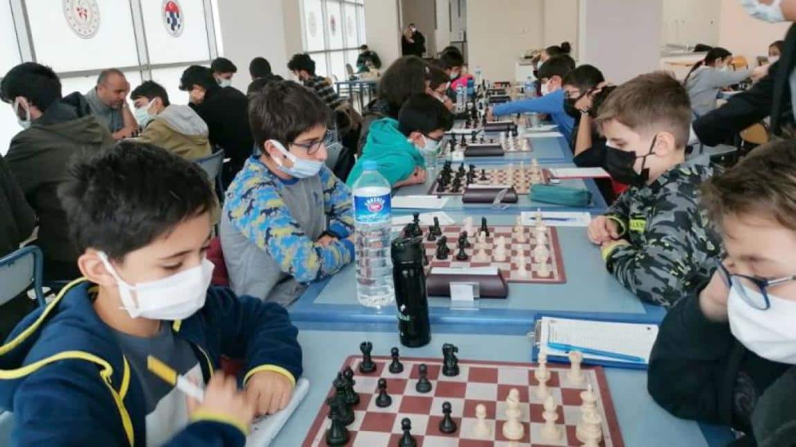 EBA da Yaptığımız Ankete Katılın ; Okul İçinde Satranç Turnuvası Düzenleyelim mi ?
