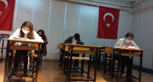 Okulumuzda matematik zümresi tarafından 6. 7. 8. Sınıf öğrencilerimize yapılan Matematik Bilim Olimpiyatları yarışmasının kazananları belli oldu.