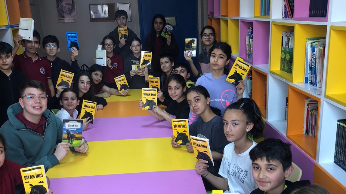 Ben Okuyorum İstanbul Okuyor projesi kapsamında öğrencilerimiz kitaplarla buluştu.